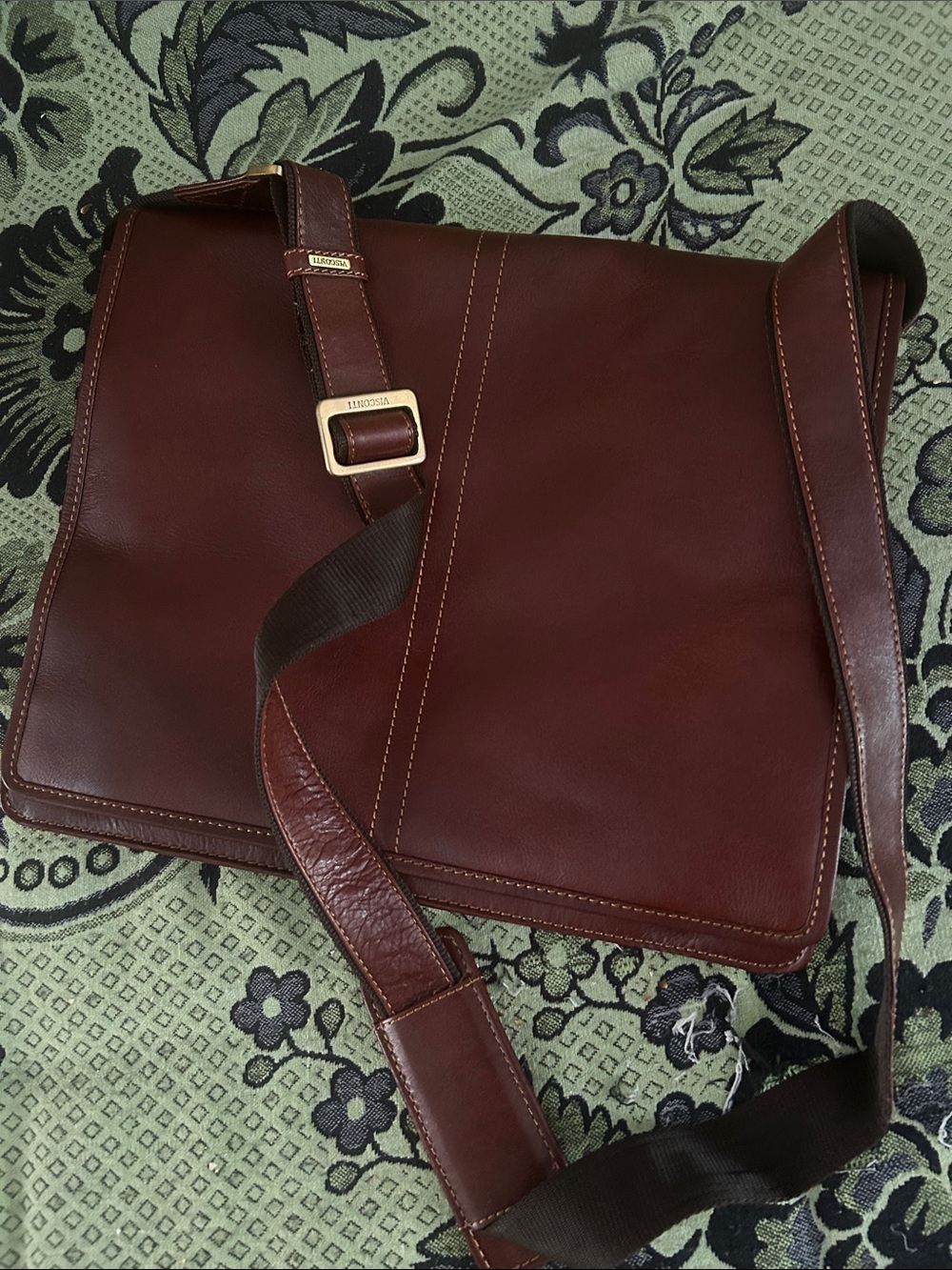 Men's Leather Messenger Bag in Deep Brown - Adjustable Crossbody